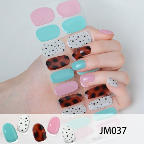 Bonne Figure™ – Ongles Press-On / Gel UV (20 pièces)