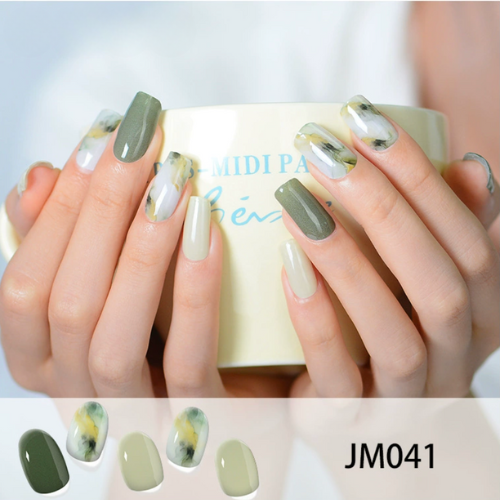 Bonne Figure™ – Ongles Press-On / Gel UV (20 pièces)